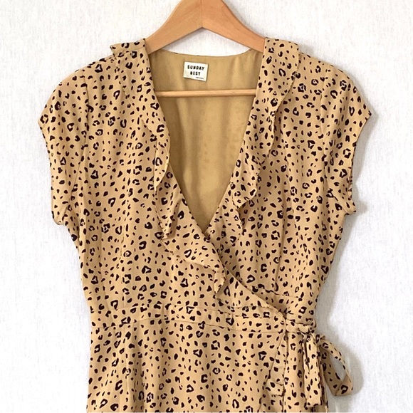 Aritzia Sunday Best Savoy Dress - Picture 6 of 11